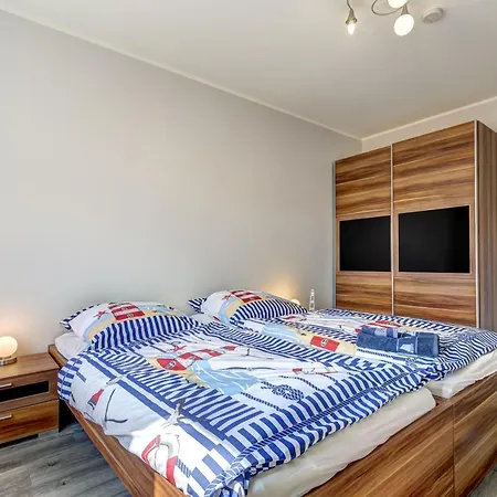 Lejlighed Peenemünde, Seglerhafen_st_bark 05 *